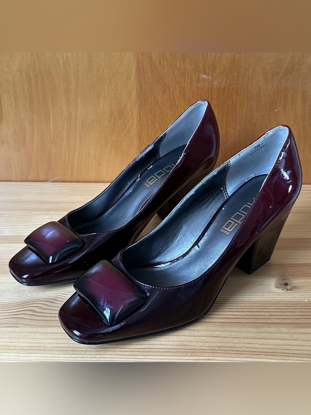 Moda Spana Women’s Size 7.5 M Red Leather Block Heel Slip On Heels